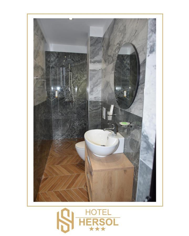 Hotel Hersol Δυρράχιο Εξωτερικό φωτογραφία
